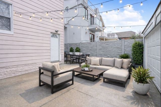 2644 E 27TH Street, New York City, NY 11235