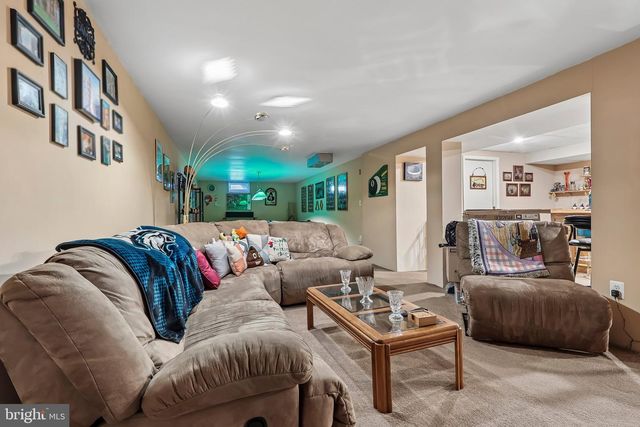 252 CACTUS, Browns Mills, NJ 08015