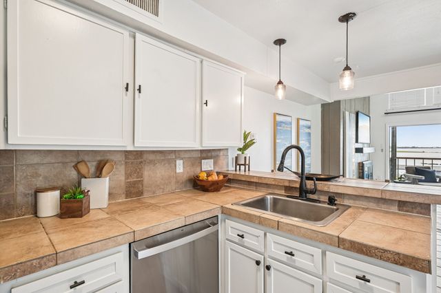 300 Rush Creek Drive 5, Heath, TX 75032