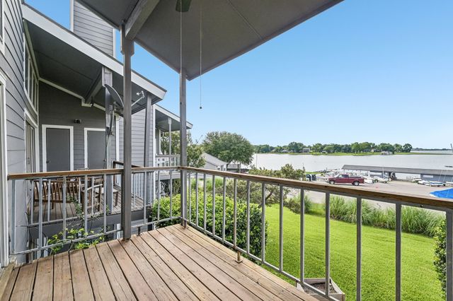 300 Rush Creek Drive 5, Heath, TX 75032