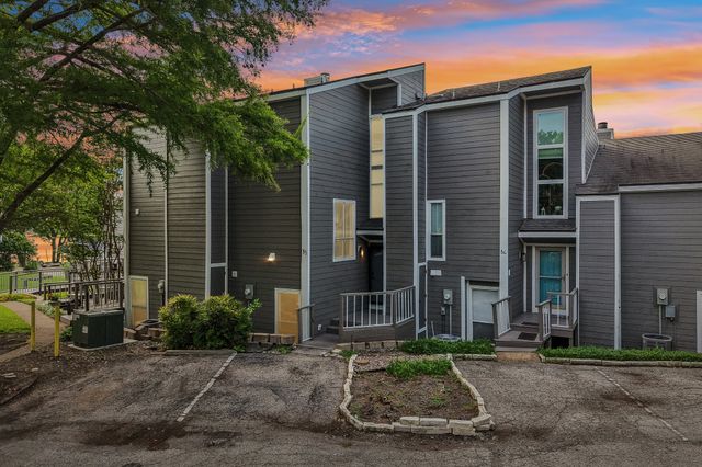 300 Rush Creek Drive 5, Heath, TX 75032