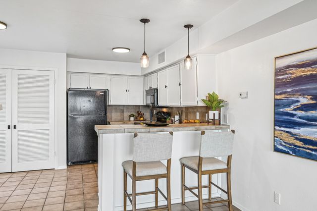300 Rush Creek Drive 5, Heath, TX 75032