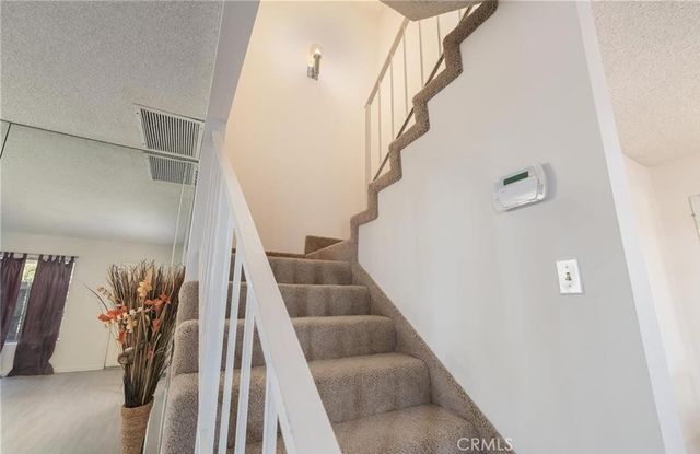 7301 Lennox Avenue D10, Van Nuys, CA 91405
