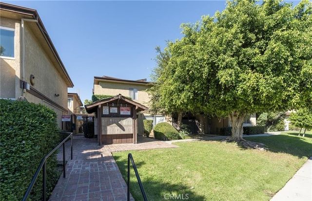 7301 Lennox Avenue D10, Van Nuys, CA 91405