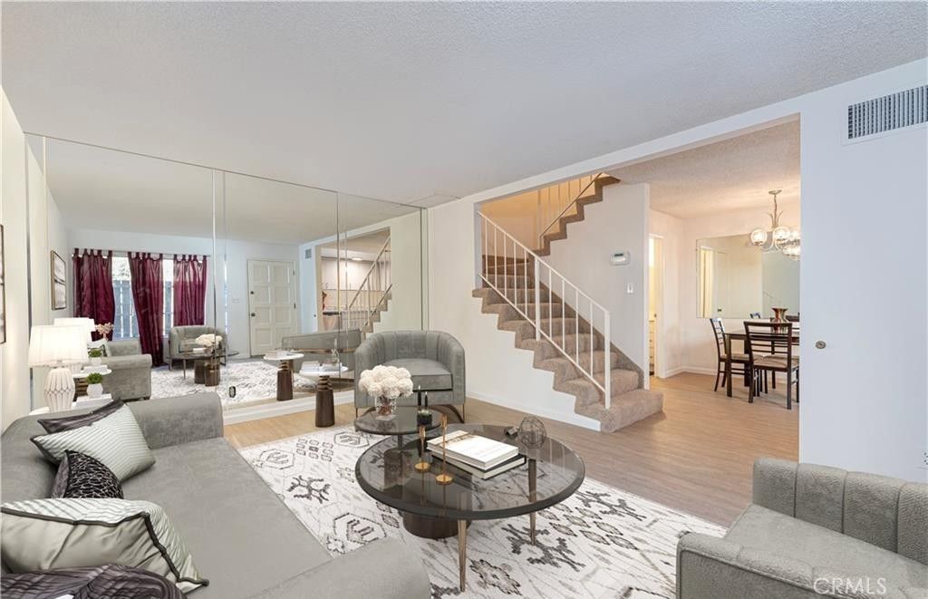 7301 Lennox Avenue D10, Van Nuys, CA 91405