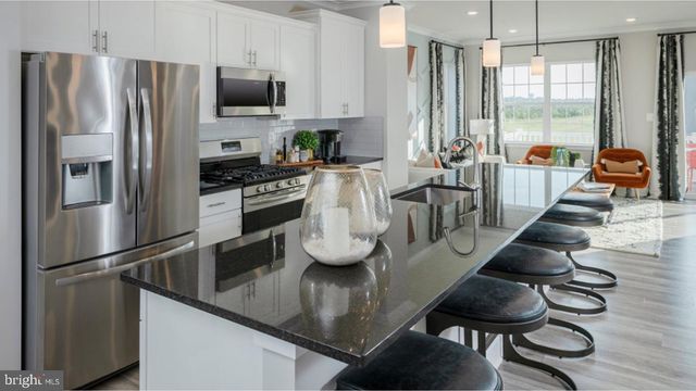 10970 BARNARD PL, White Plains, MD 20695