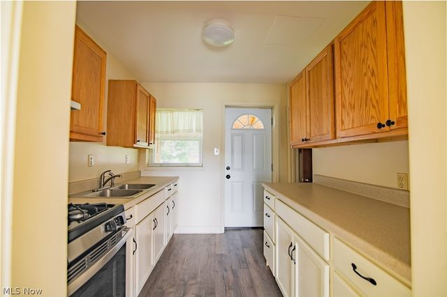 807 Florence Street, Belpre, OH 45714