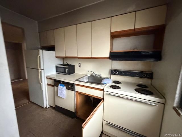 55 Fieldstone Drive 41, Hartsdale, NY 10530