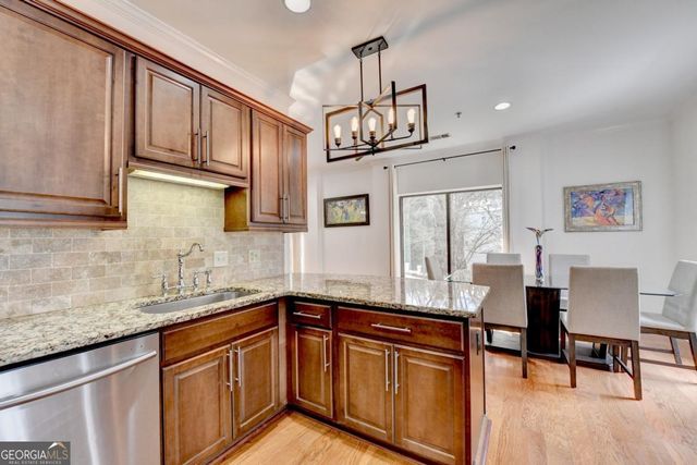 2865 Lenox Road NE 409, Atlanta, GA 30324
