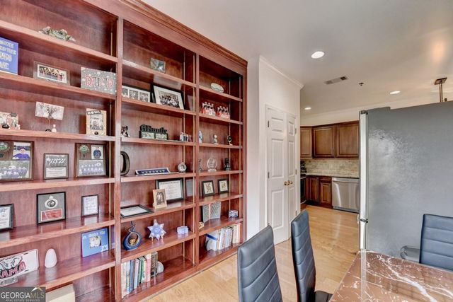 2865 Lenox Road NE 409, Atlanta, GA 30324