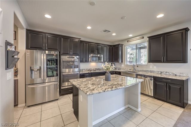 9956 West Cougar Avenue, Las Vegas, NV 89178