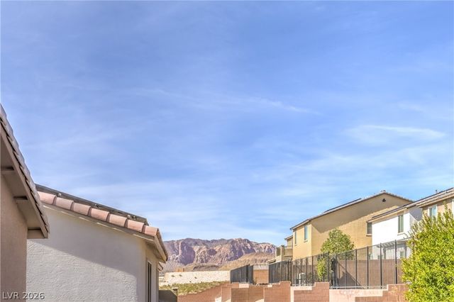 9956 West Cougar Avenue, Las Vegas, NV 89178