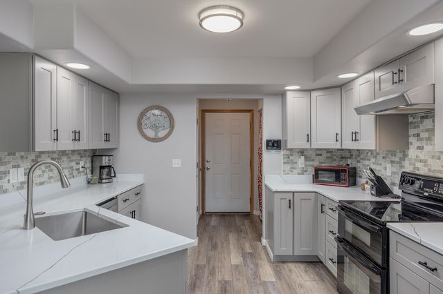 1298 ATIGUN STREET, North Pole, AK 99705