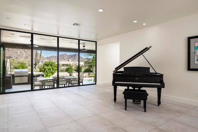 26101 N 104th Place, Scottsdale, AZ 85255