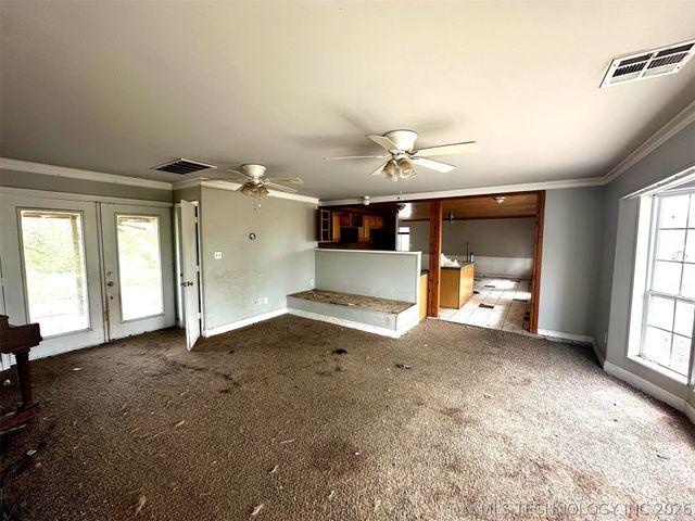 1406 W 13th Street S, Claremore, OK 74017