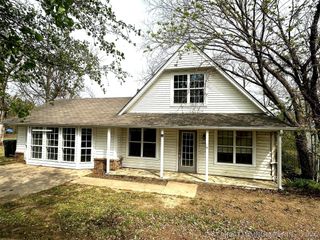 1406 W 13th Street S, Claremore, OK 74017