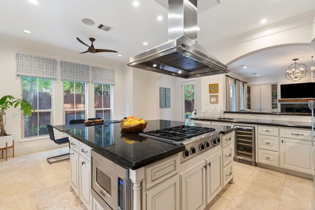 5313 Patrick Henry Street, Bellaire, TX 77401