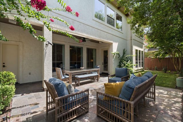 5313 Patrick Henry Street, Bellaire, TX 77401
