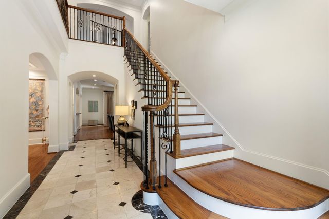 5313 Patrick Henry Street, Bellaire, TX 77401