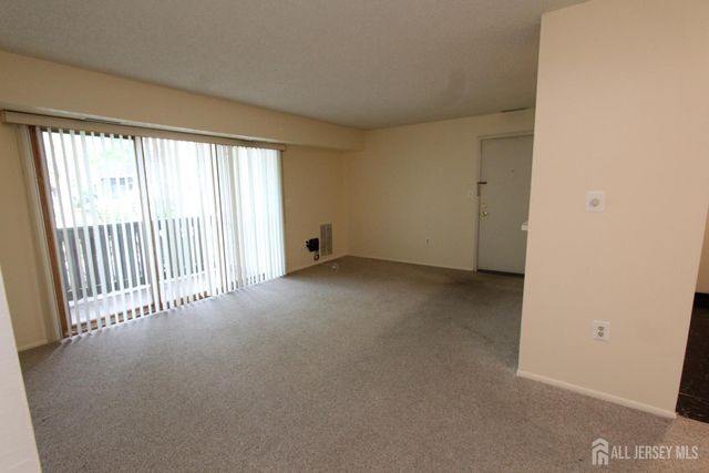 1105 Aspen Drive, Plainsboro, NJ 08536