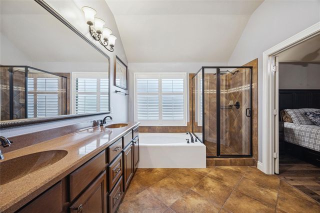 525 Cascade View Court, League City, TX 77573