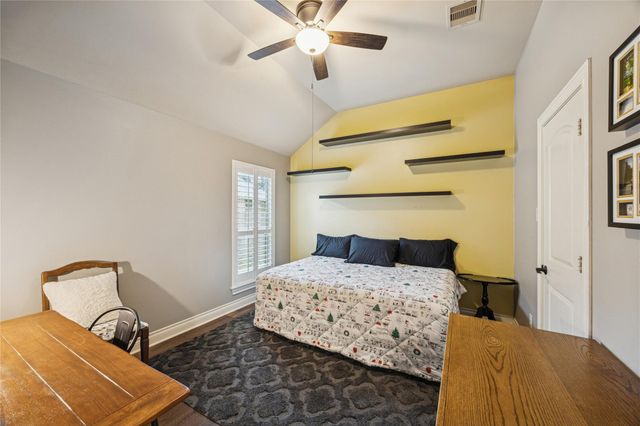 525 Cascade View Court, League City, TX 77573