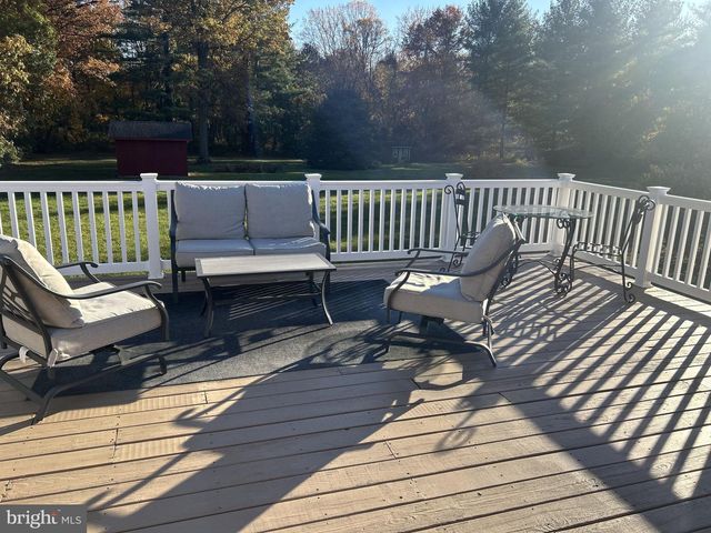 212 MASONS LN SE, Leesburg, VA 20175