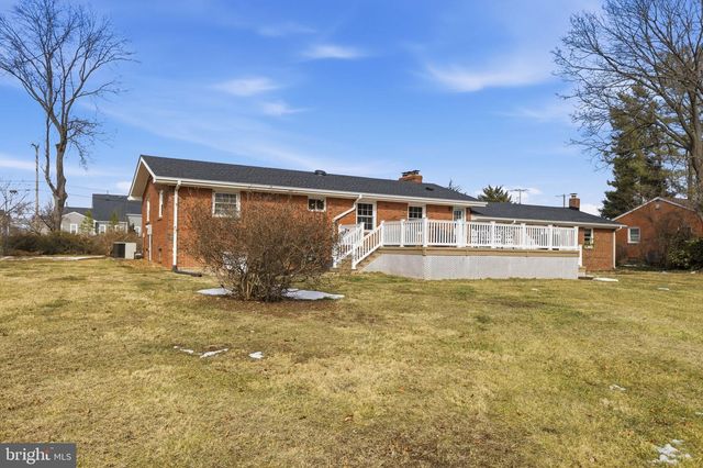 212 MASONS LN SE, Leesburg, VA 20175