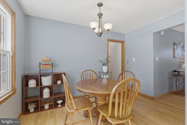 212 MASONS LN SE, Leesburg, VA 20175