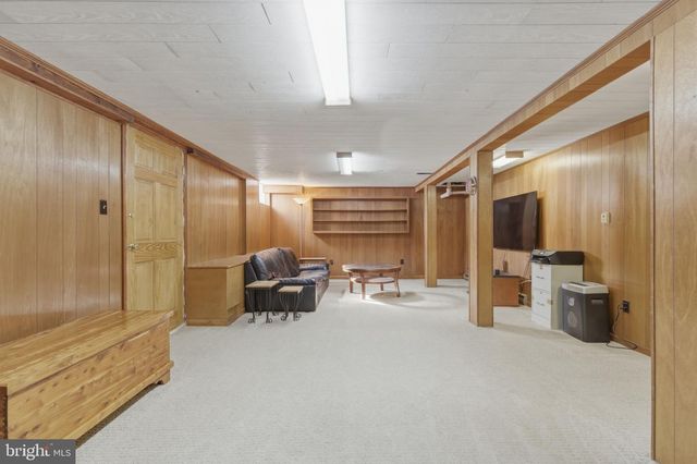 212 MASONS LN SE, Leesburg, VA 20175