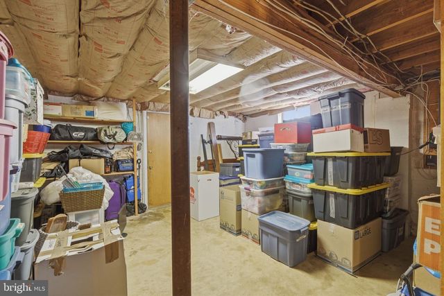 212 MASONS LN SE, Leesburg, VA 20175