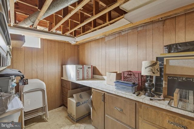 212 MASONS LN SE, Leesburg, VA 20175