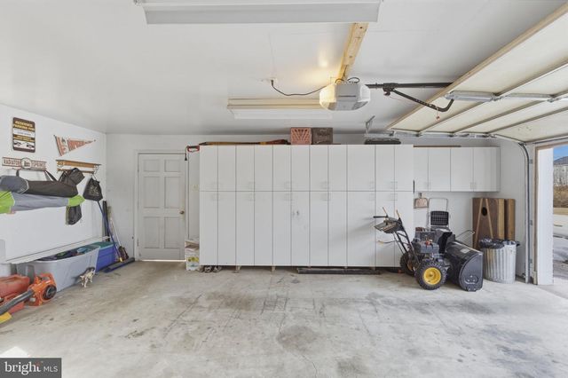 212 MASONS LN SE, Leesburg, VA 20175