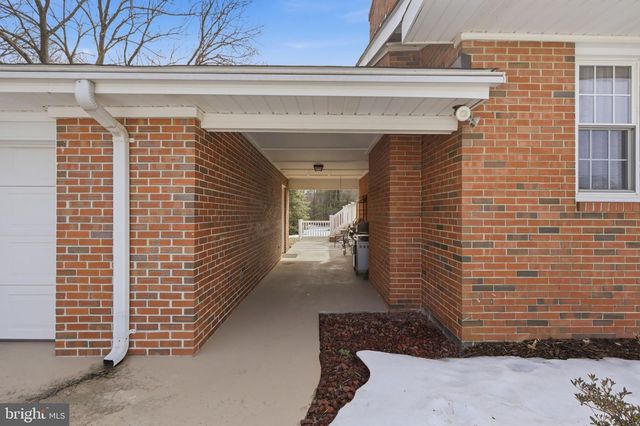 212 MASONS LN SE, Leesburg, VA 20175