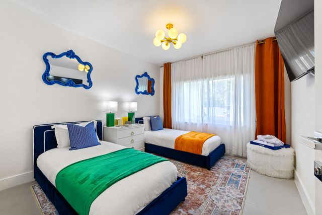 1627 Seabreeze Boulevard, Fort Lauderdale, FL 33316