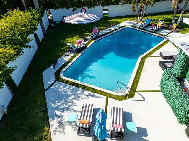 1627 Seabreeze Boulevard, Fort Lauderdale, FL 33316