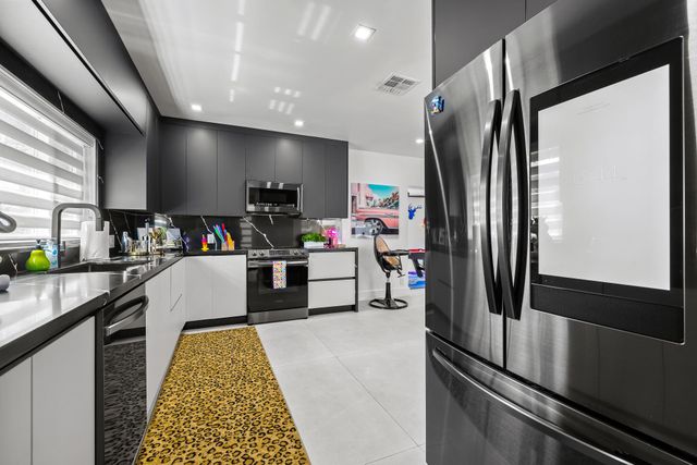 1627 Seabreeze Boulevard, Fort Lauderdale, FL 33316