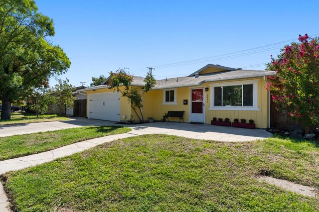2044 Wolcott Way, Modesto, CA 95355