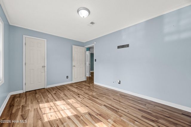616 S Orange Street, Wallace, NC 28466