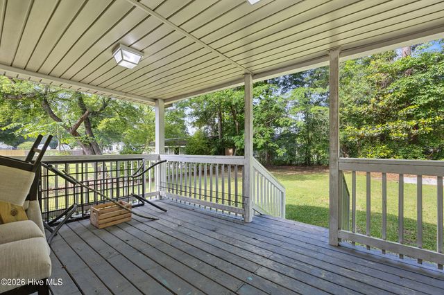 616 S Orange Street, Wallace, NC 28466