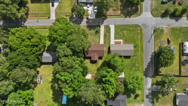 616 S Orange Street, Wallace, NC 28466