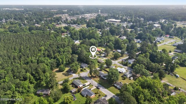 616 S Orange Street, Wallace, NC 28466