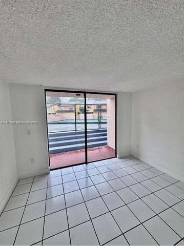 9678 Fontainebleau Blvd 111, Miami, FL 33172