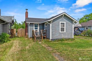 1307 S Sixth Avenue, Kelso, WA 98626