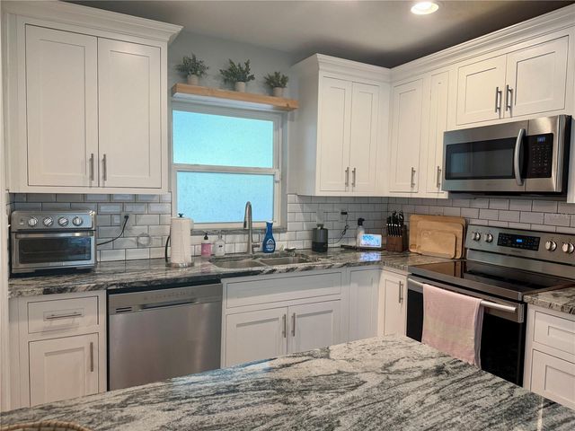3924 17TH STREET N, St Petersburg, FL 33714