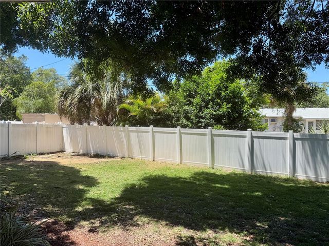 3924 17TH STREET N, St Petersburg, FL 33714
