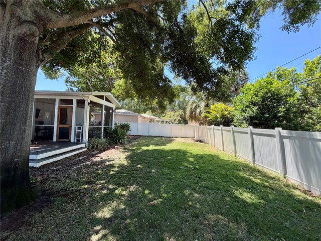 3924 17TH STREET N, St Petersburg, FL 33714
