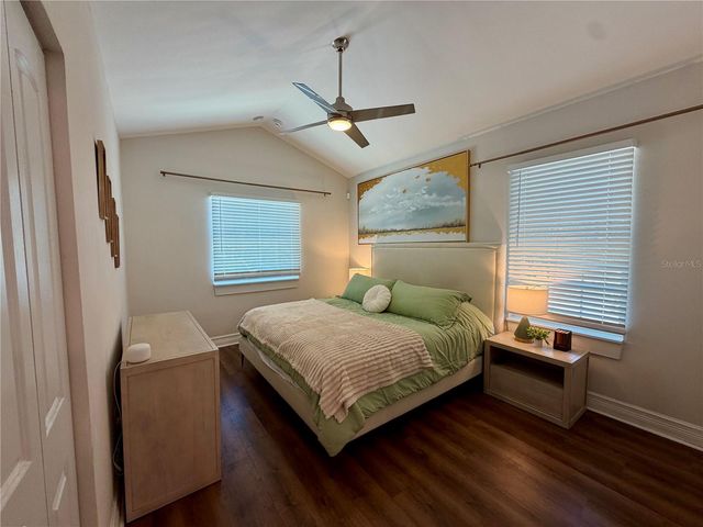 3924 17TH STREET N, St Petersburg, FL 33714