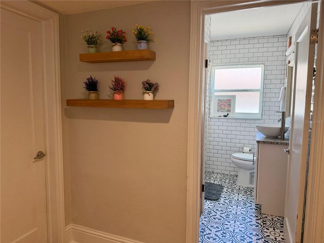3924 17TH STREET N, St Petersburg, FL 33714