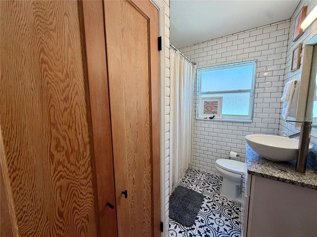 3924 17TH STREET N, St Petersburg, FL 33714
